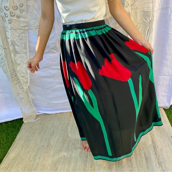 Vintage Silky Floral Tulips Butterfly Long Skirt - Picture 2 of 13